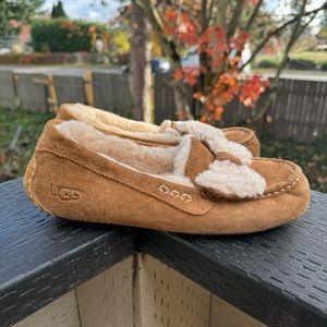 Ugg Women’s Ansley Bow Wool Lined Suede Moccasin Slipper in Chestnut Size 9
